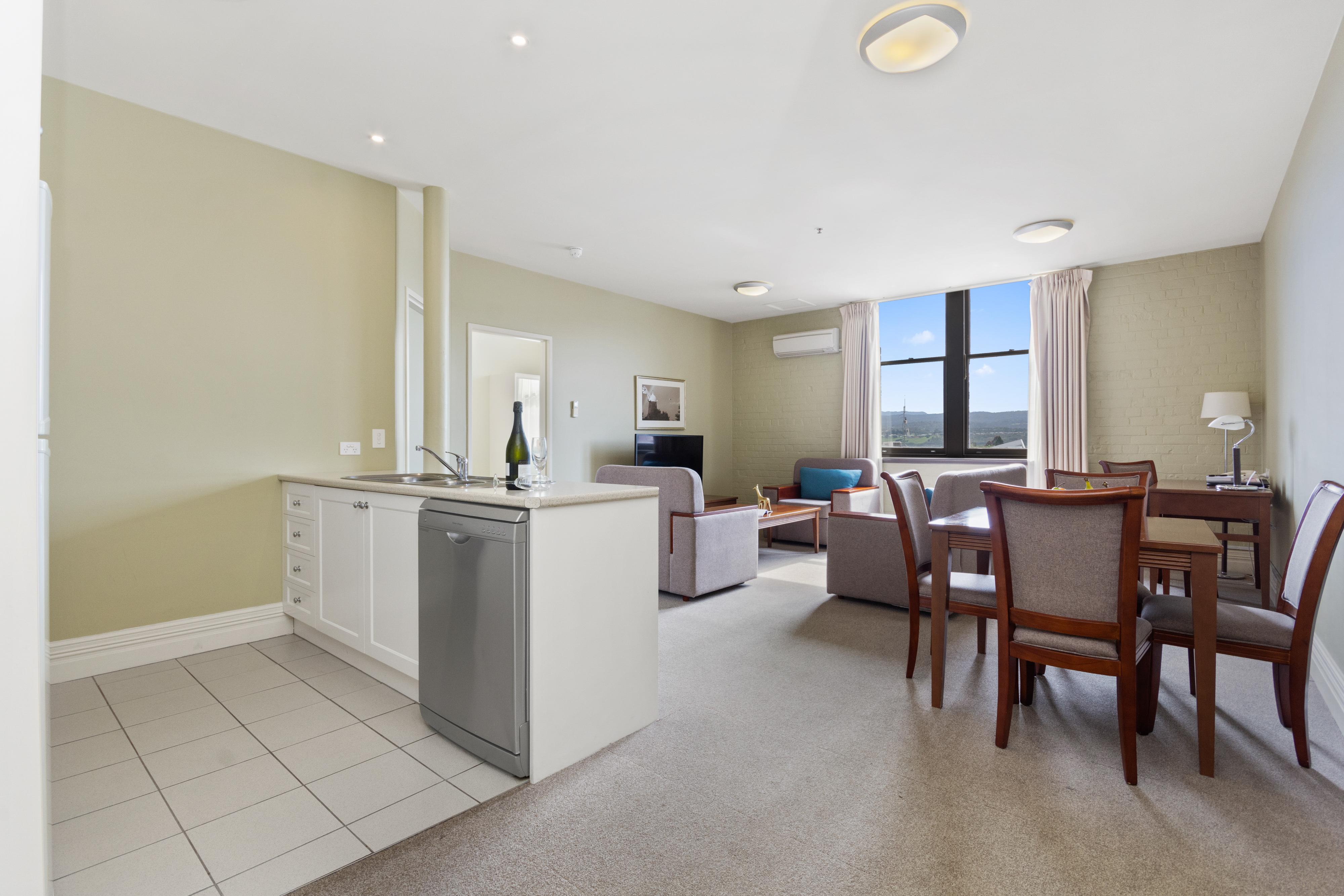 Launceston Central Apartment Hotel Official Экстерьер фото