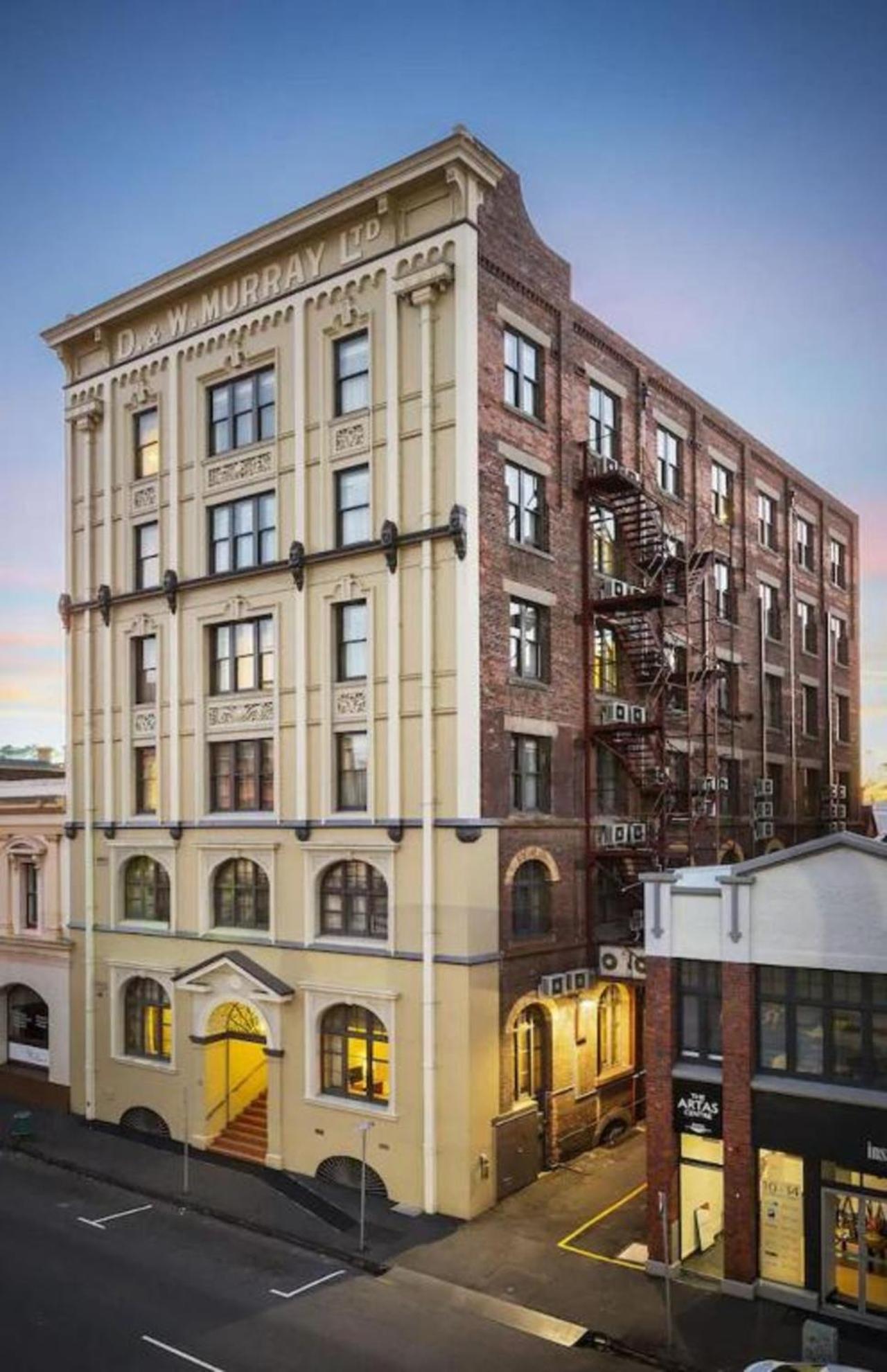 Launceston Central Apartment Hotel Official Экстерьер фото