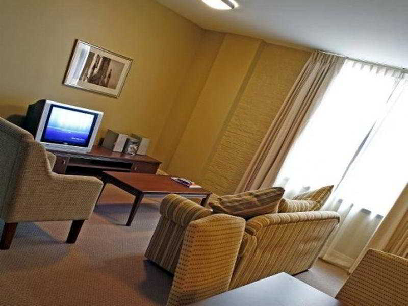 Launceston Central Apartment Hotel Official Номер фото